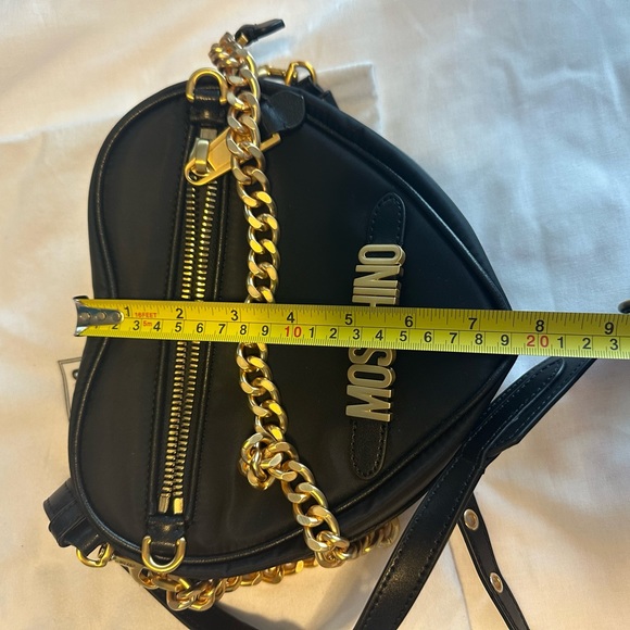 Moschino nylon heart bag. Used a few times. Excellent condition. - Picture 11 of 12